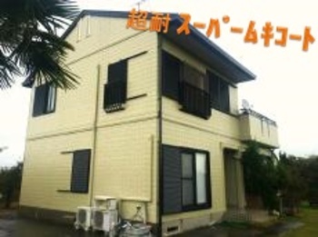 セキスイハイムさんのお家です！外壁、屋根共に新築時を想い返す仕上がりに☆