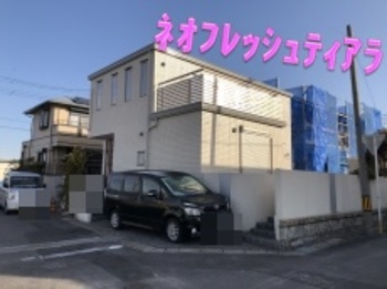 高級多彩模様仕上げで塗り替え！ヘーベルハウスさんの多彩模様仕上げより、ネオフレッシュティアラは高級感がありますね☆