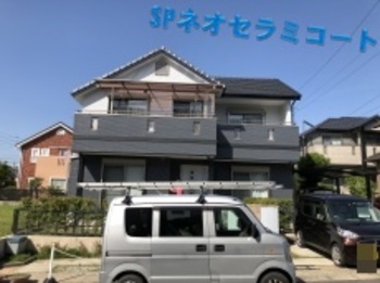 新たにモノトーンの2色で色変え！艶を調整したこだわりの塗り替えです☆