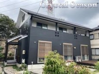 無機塗料と光触媒クリスタルシーズンの高耐久塗装！ブラックを基調とした塗り替えで、スタイリッシュなお家に☆