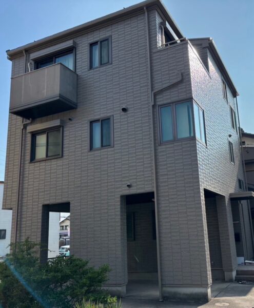 東海市 K様邸 外壁屋根塗装リフォーム／窓ガラスコーキング補修