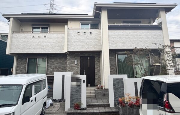 日進市 K様邸 外壁屋根塗装リフォーム／屋根瓦ビス緩み戻し／屋根クラック箇所補修／棟鈑金釘押さえ＆新設補強