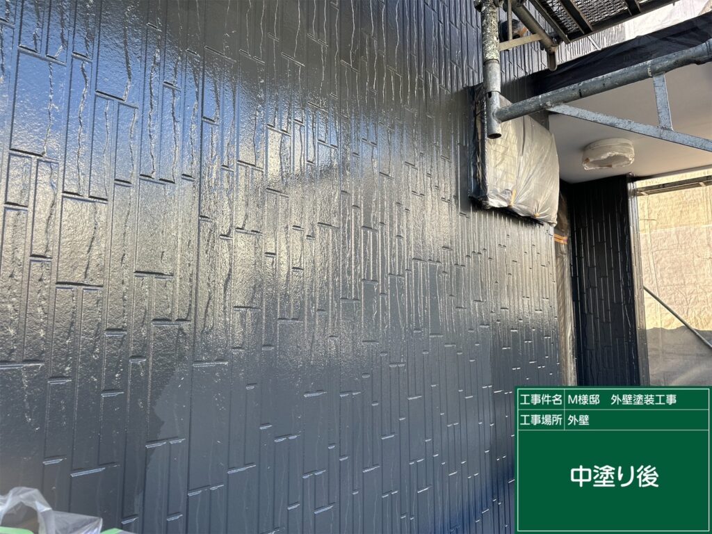 中塗り後です。