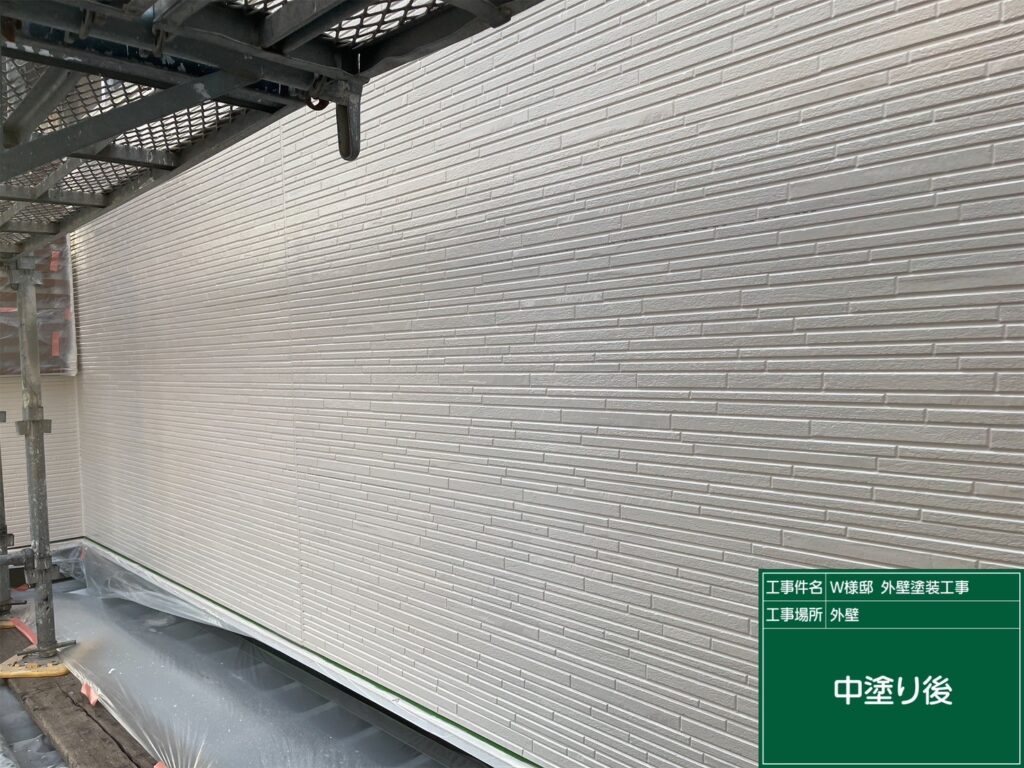 中塗り後です。